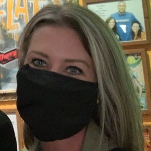 Meet your Posher, Cassandra